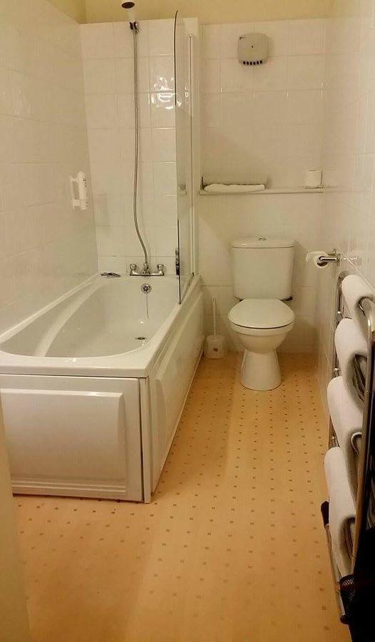 The Royal Hotel タイン エクステリア 写真